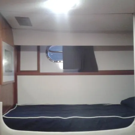 Botel Fourstar